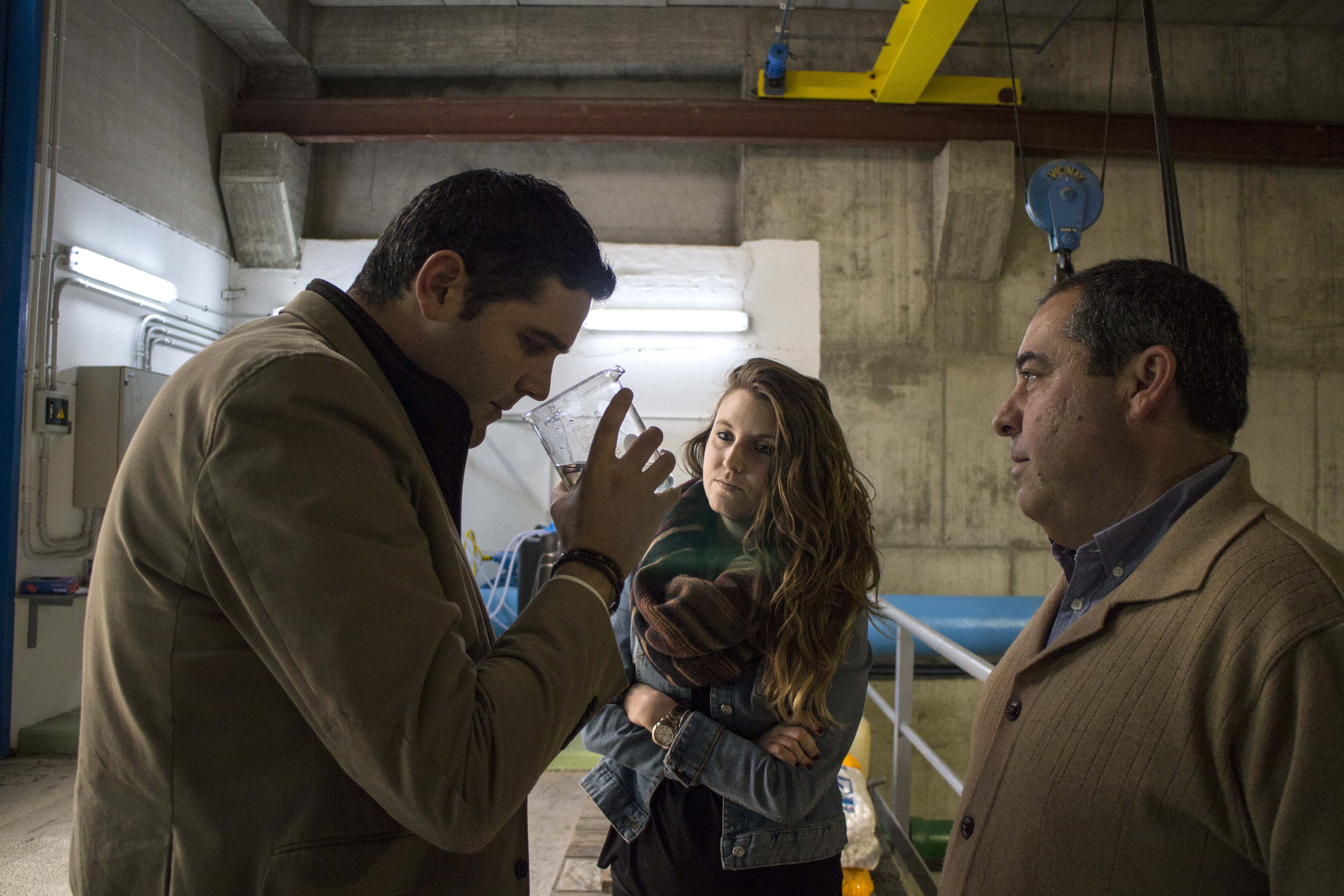 Juan José Alonso visita el proyecto Cleanwater, que Aqualia desarrolla en la depuradora de El Toyo