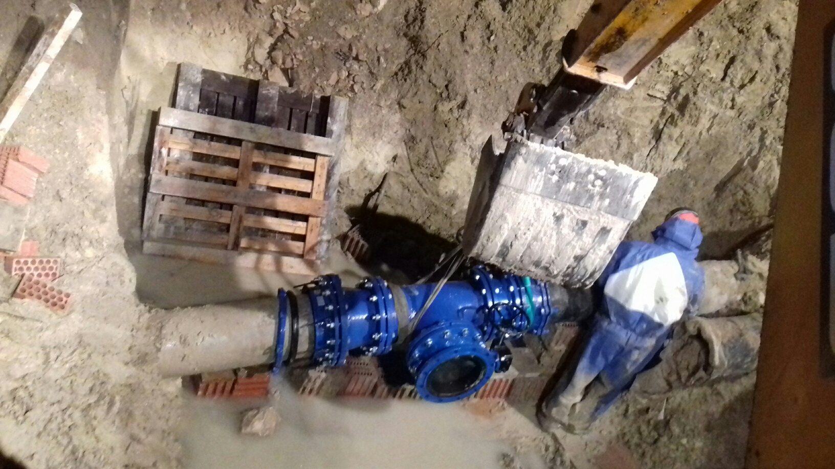 Corte programado de agua la madrugada del lunes al martes en Baena por la segunda fase de conexión de la nueva tubería general
