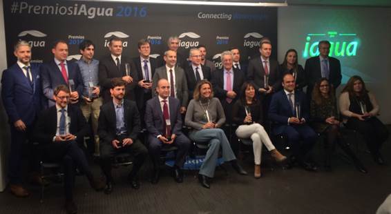 Premio al Mejor Contrato y a la Mejor Iniciativa de Concienciación Social en los #PremiosiAgua