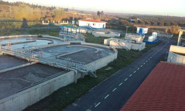 La depuradora de Bollullos evita que más 4.000 kilos de basura lleguen al arroyo la Carcava