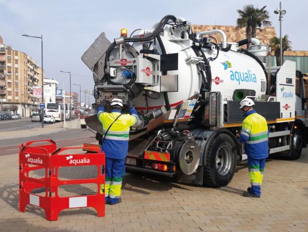 Puesta a punto de la red municipal de alcantarillado de Lleida antes de la llegada de las lluvias de otoño