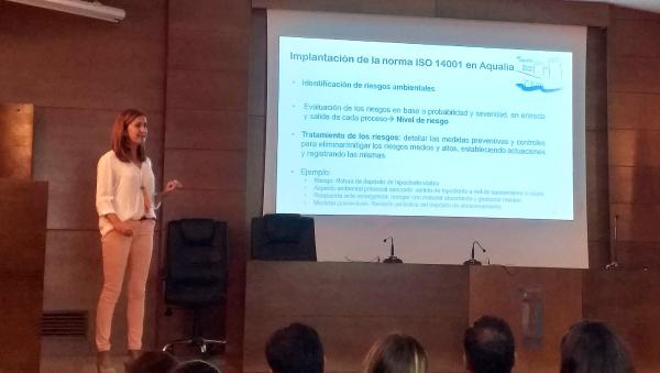 La Universidad de Extremadura ha contado con la experiencia de Aqualia en la jornada sobre la implantación de normas de calidad en las empresas.