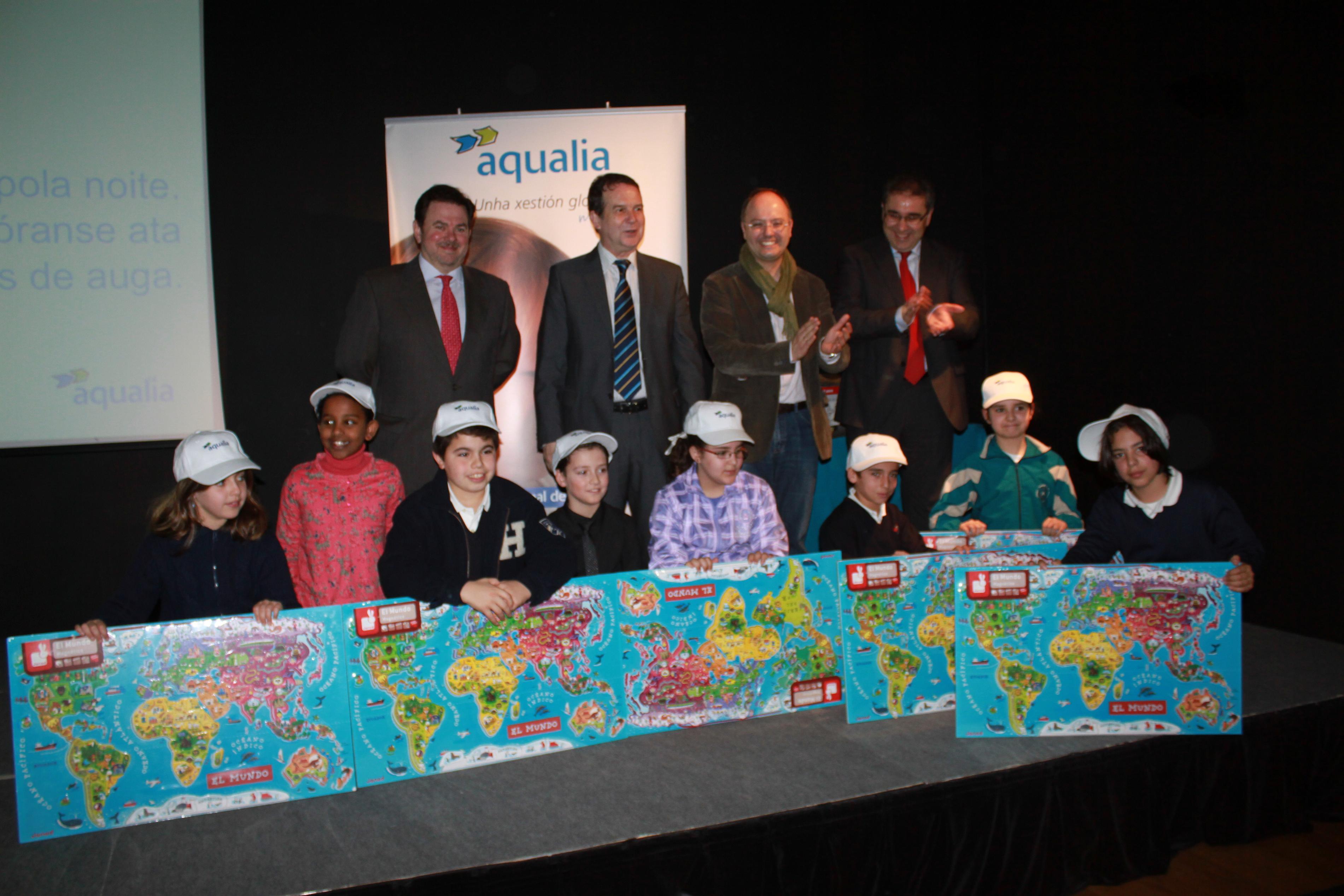 El Concello de Vigo y aqualia premian la responsabilidad en el consumo de agua de los escolares vigueses<br /><br />