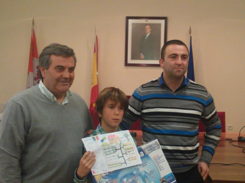Un niño de Boecillo premiado por mostrar en un dibujo que el futuro del agua pasa por un uso inteligente de este recurso