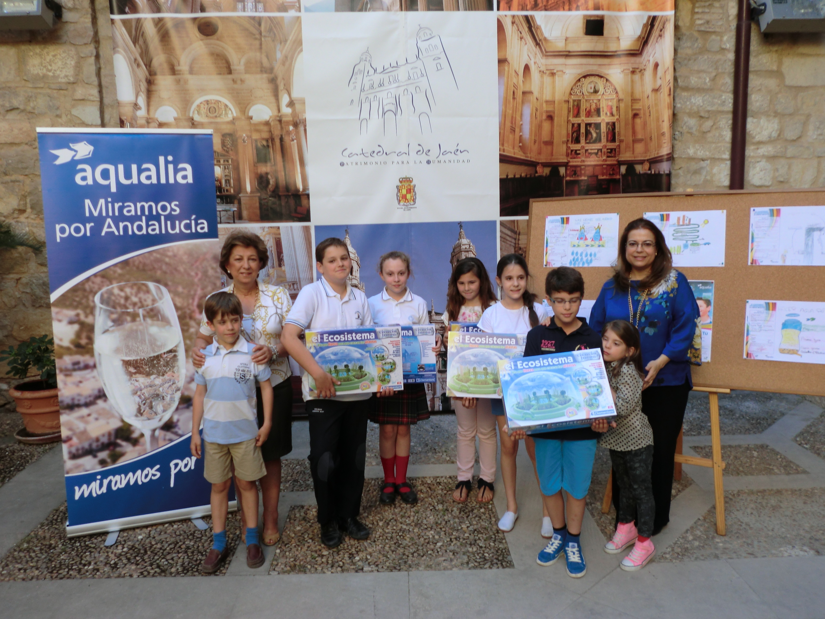 Los niños de Jaén muestran con sus dibujos que el futuro del agua pasa por un uso inteligente de este recurso