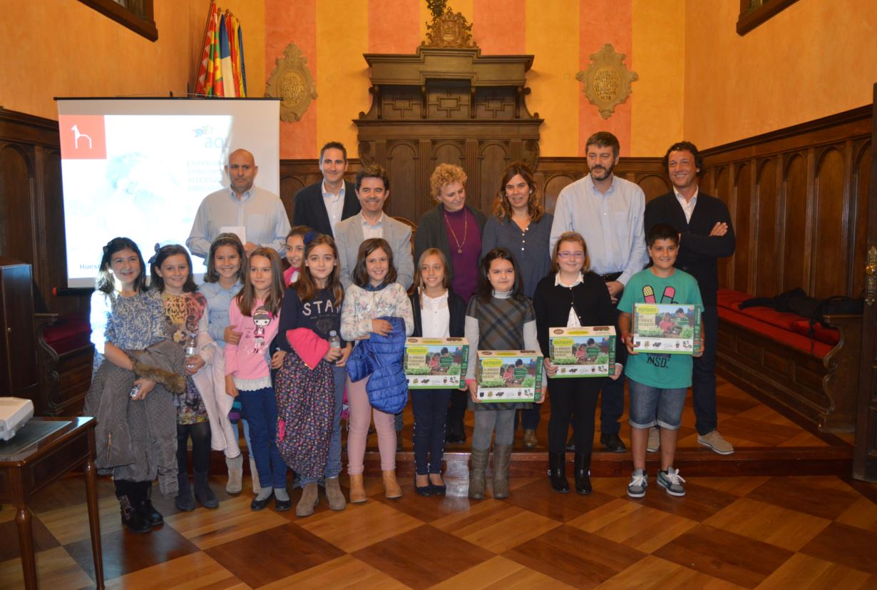 Cuatro escolares de Huesca, finalistas del Concurso internacional de dibujo infantil de Aqualia