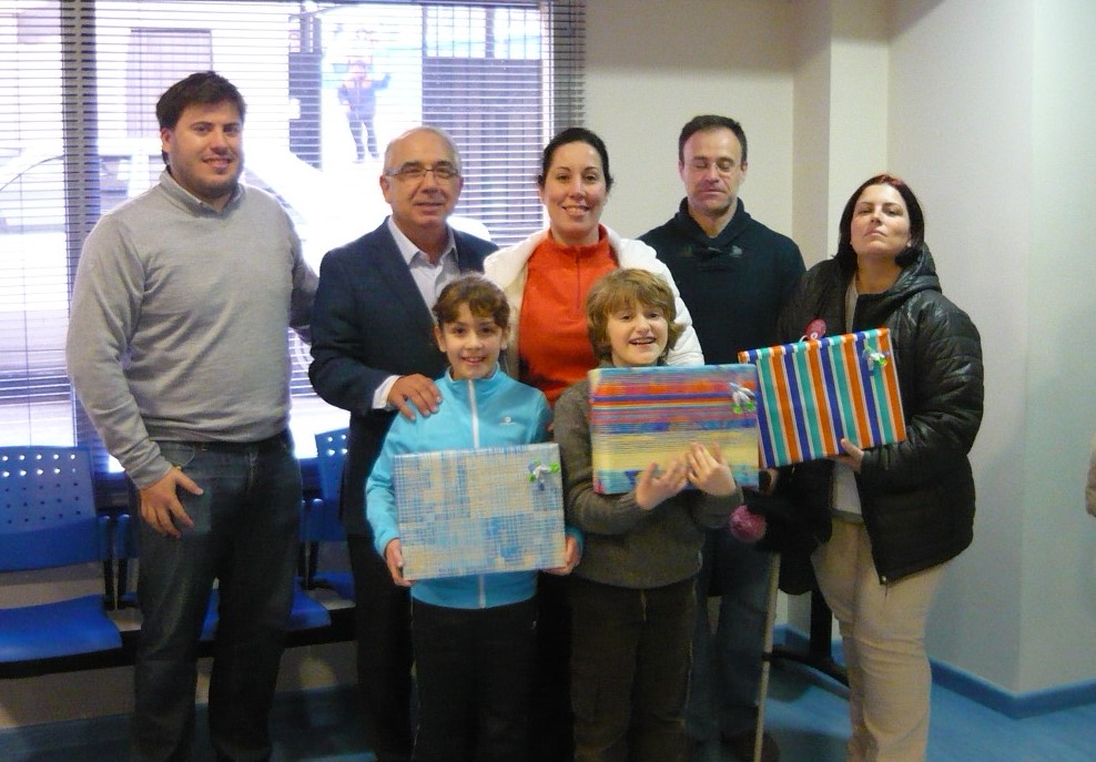 Tres escolares de Caspe, finalistas del Concurso internacional de dibujo infantil de Aqualia