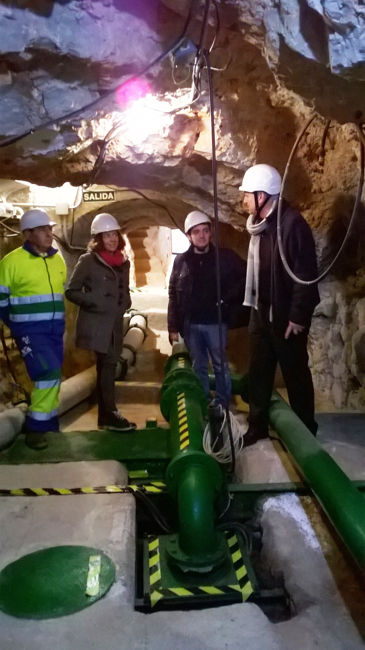 El alcalde de Llíria visita las instalaciones de abastecimiento de agua del municipio