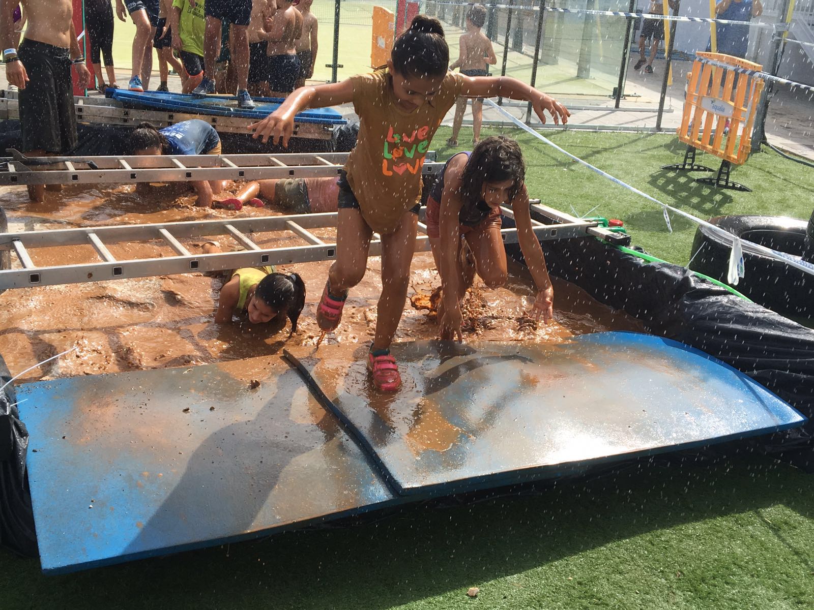 Deporte y diversión en el Centro Deportivo Dénia (Alicante)