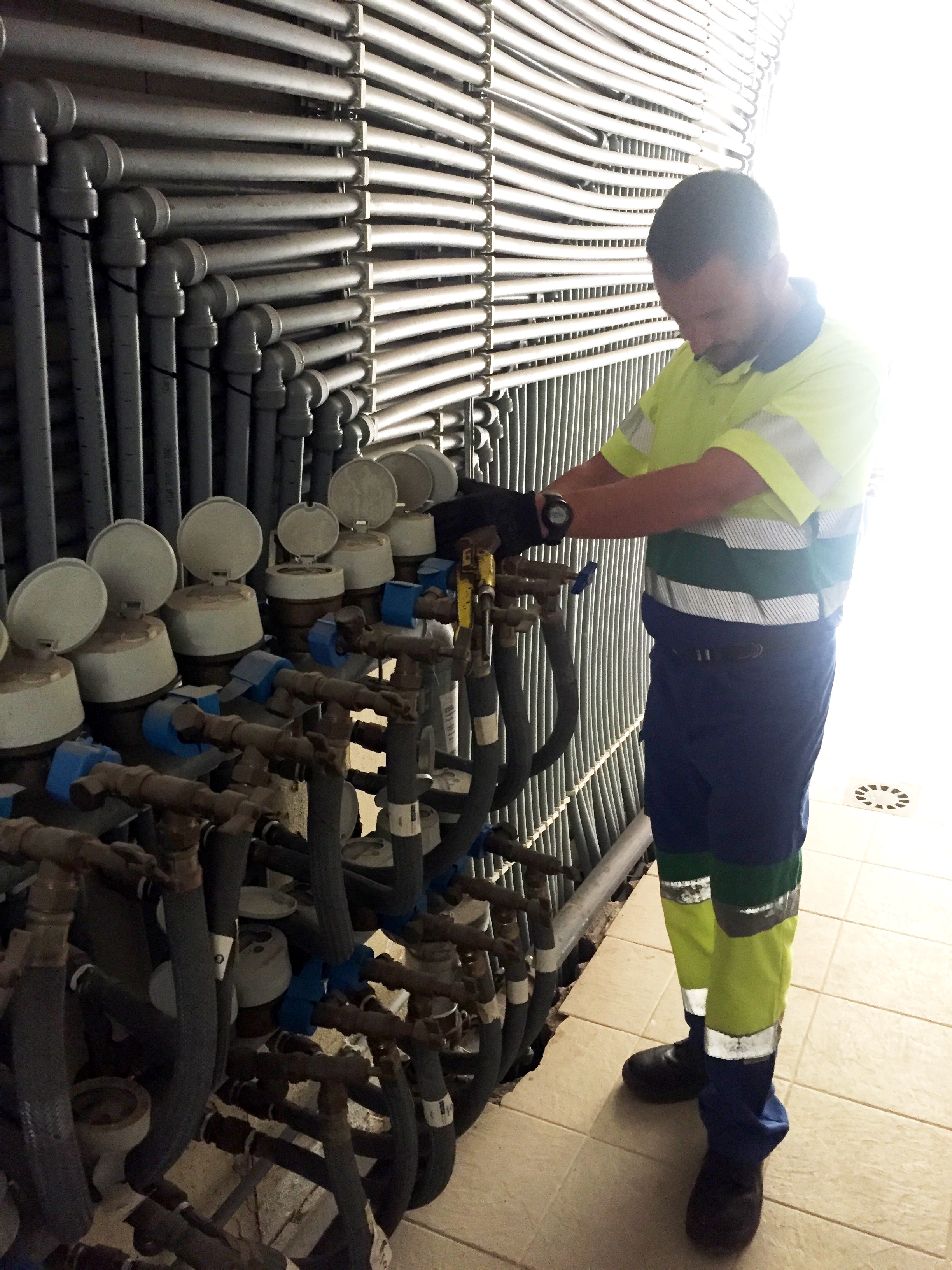 Campaña de renovación de contadores de agua en Candelaria