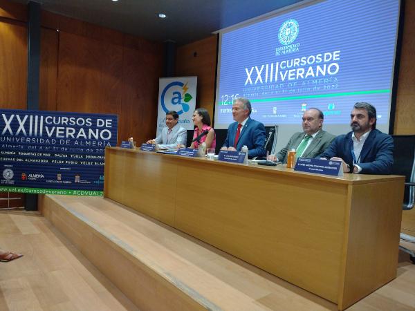 Inaugurado hoy el curso de verano de la Cátedra Aqualia, centrado en la desalación y en la regeneración de aguas residuales