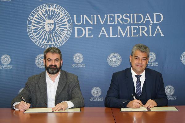 José Colomina, de Aqualia, y Carmelo Rodríguez, de la UAL