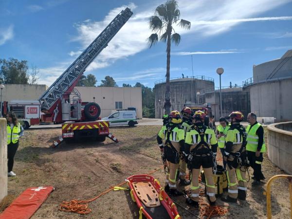 Éxito del simulacro de emergencia realizado por Linaqua en las instalaciones de la depuradora