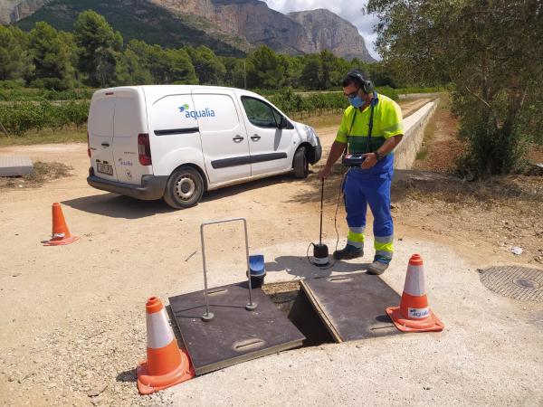 El consumo de agua en Dénia prácticamente se triplica en agosto