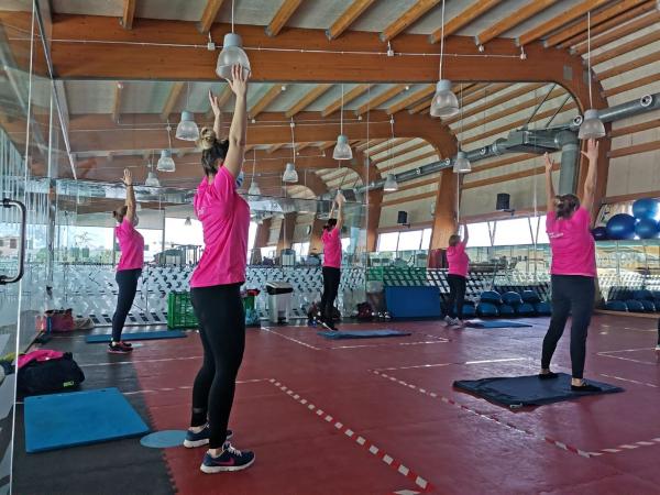 Los Alcázares, Cabezo de Torres y San Pedro del Pinatar por la igualdad de género a través del deporte   Con motivo del Día Internacional de la Mujer, los centros deportivos de estos municipios gestionados por Aqualia, han organizados actividades para reconocer el papel de las mujeres y reivindicar la igualdad de género