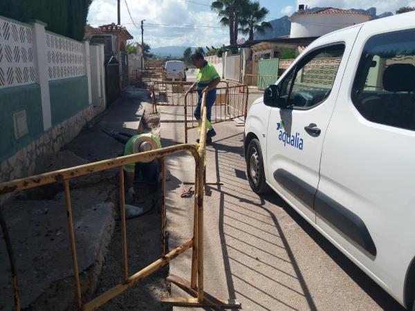 Aqualia y el Ajuntament dels Poblets inician las obras de renovación de 450 metros de la red municipal de agua potable