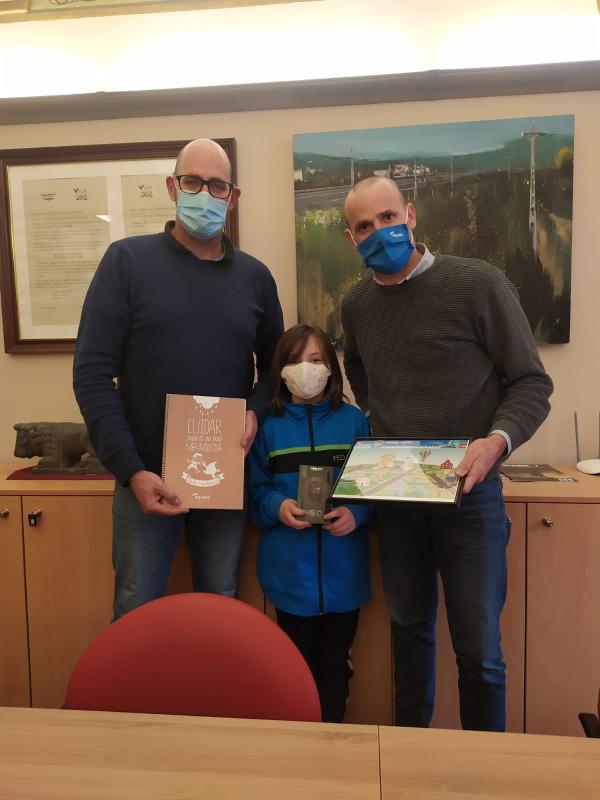 Dues nenes d’Anglès, finalistes del Concurs Digital de Dibuix d´Aqualia
